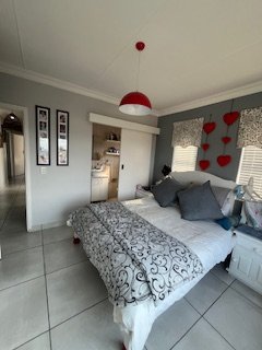 3 Bedroom Property for Sale in Hartenbos Central Western Cape